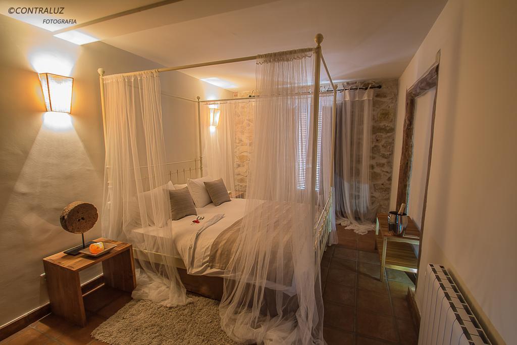 La Posada De Lola El Molar Pokoj fotografie